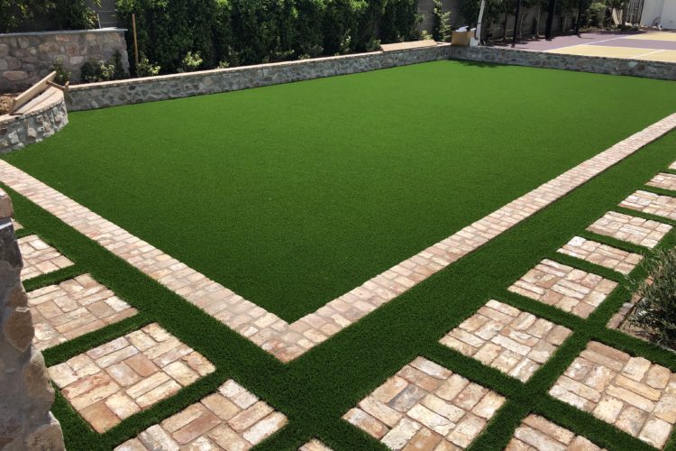 large rectangle with brick pavers