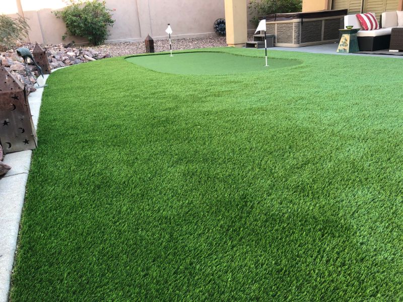 backyard-putting-green-artifical-turf-4