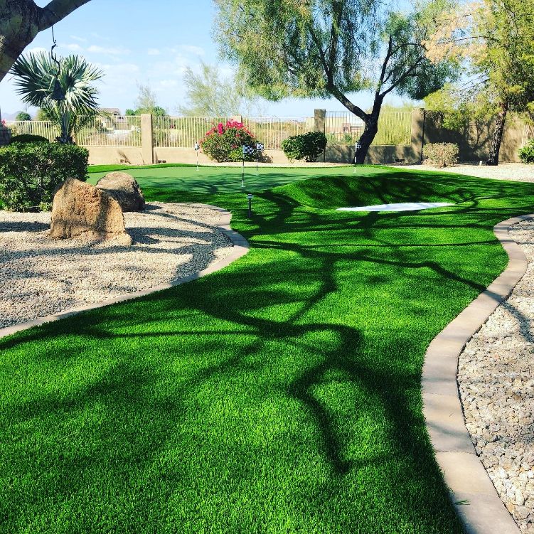 putting-green-landscaping-with-artificial-turf-pavers-and-rocks-arizona-larage