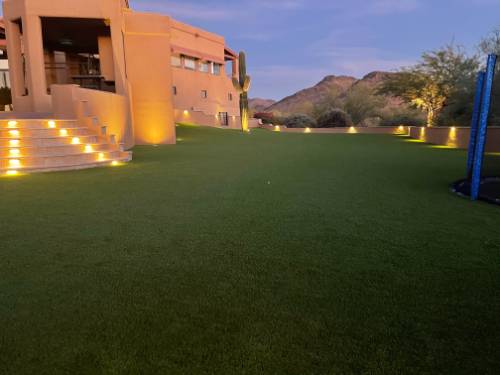 backyard-landscaping-lights-arizona-beautiful-evening