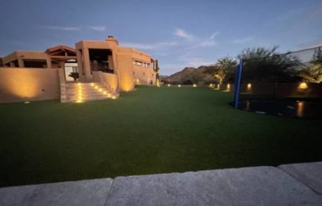 evening-time-landscape-lighting-in-artificial-turf-paradise