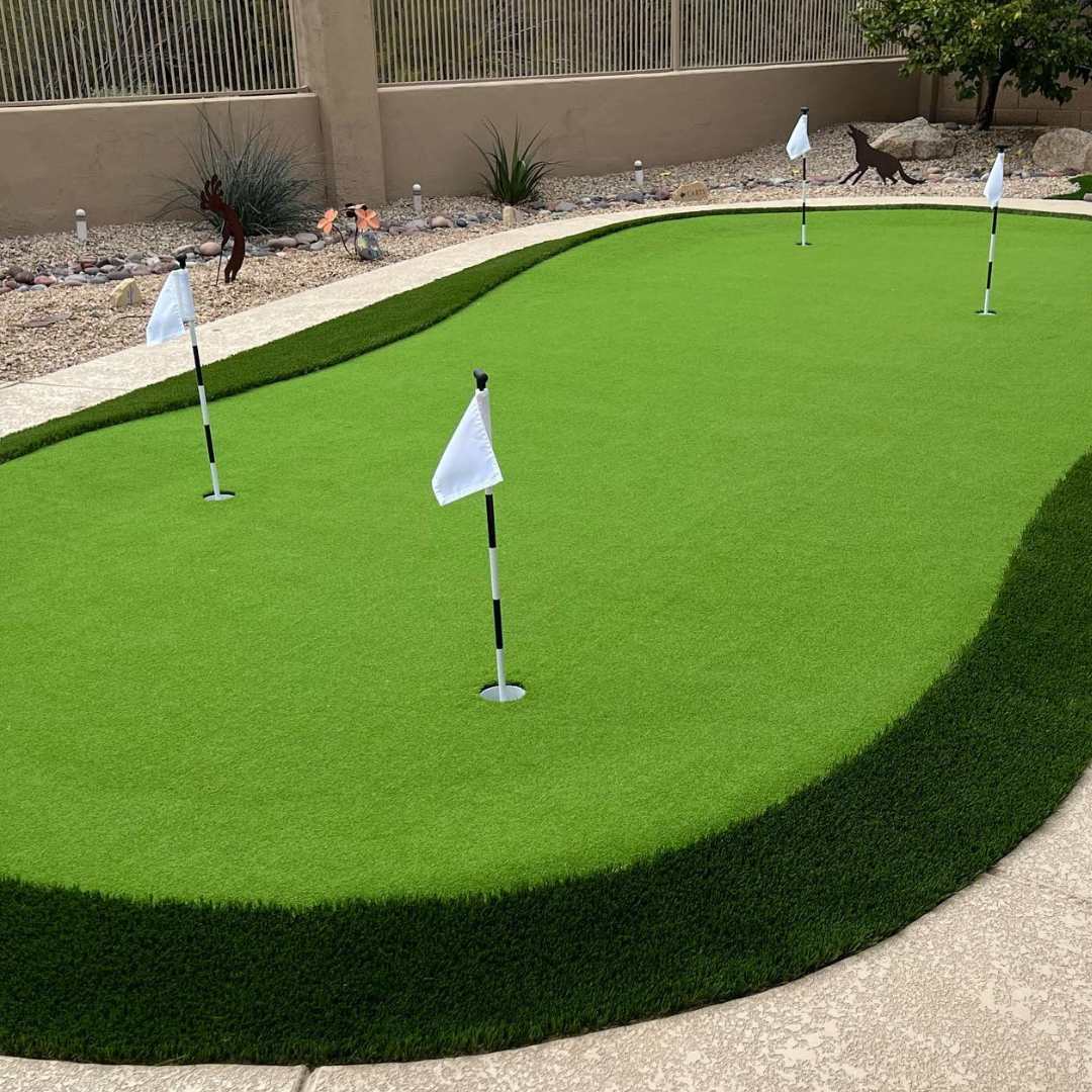 Apache Junction putting green